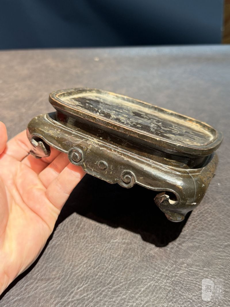 清光绪 窑变釉贯耳瓶（配木座） - 图27